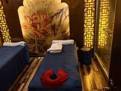 -莱仪堂艾灸经络养生馆(武威东路店)