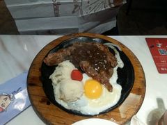 牛排-豪客来牛排(中央花苑店)