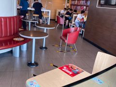 大堂-麦当劳(展览路店)