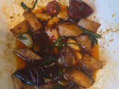 -隔壁老王·家常云南菜(花巷店)