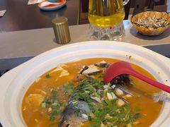 -川流不息·地道川菜·小龙虾(松东路店)