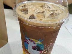 橘金气泡咖啡-瑞幸咖啡(深圳宝安机场国内到达厅店)