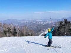 -亚布力新体委滑雪场
