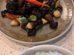 -半山腰·云南菜(侨福芳草地店)