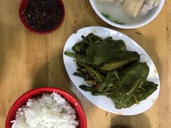 -雷祖芳老妈蹄花店