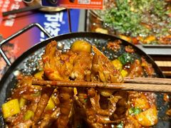 -何师烧烤Pro ·江湖川菜·小龙虾·精酿(太古里旗舰店)
