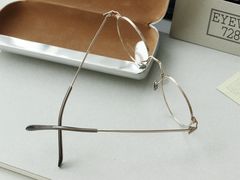 -目艮眼镜SHOWROOM(品牌集合店)