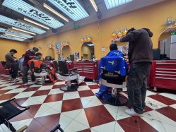 -Devilhands Barbershop男士理容店