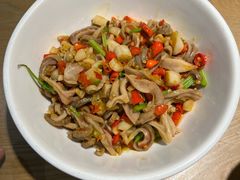 -费大厨辣椒炒肉(万家丽一店)