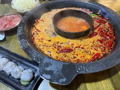-黄潇洒老火锅(九眼桥宏济巷店)