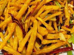 干煸牛肉丝藕丝-霄汉牛三鲜湖北砂锅菜(万松园2店)