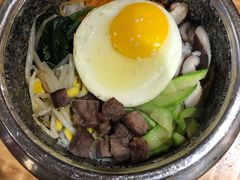 -明洞阿姨·韩式酱蟹烤肉·创意料理(三元桥店)