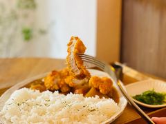 咖喱炸猪排堤坝饭-Ginko银子(青龙街店)