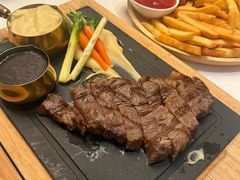 -龙虾酒吧扒房(宁波香格里拉店)