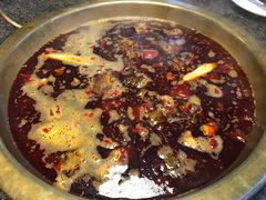 -小天鹅火锅·一线江景洪鼎旗舰店(洪崖洞店)