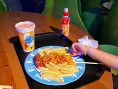 -蓝精灵乐园·世茂精灵之城主题乐园