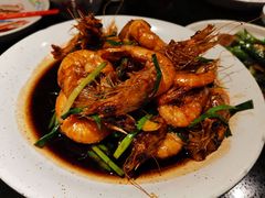 油爆基围虾-老头儿油爆虾·知味杭州(爱琴海购物中心)