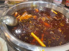 -肖肖酸萝卜鱼火锅(总店)