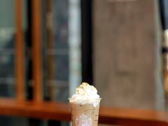 -星巴克臻选(北京太阳宫凯德店)