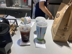 -瑞幸咖啡(临海市银泰城店)