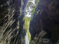 -龙水峡地缝景区
