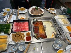 -海底捞火锅(杭州滨江九宜城店)