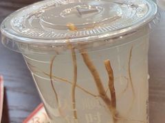 五指毛桃薏米水-炖物24章·顺时轻养茶(杭州大厦店)