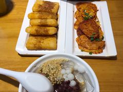 -蓉李记成都名小吃(二七万达店)