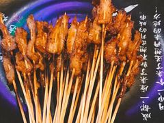 -何师烧烤·香辣蟹·川菜·30年老品牌(太古里旗舰店)
