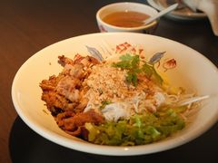 香茅鸡肉檬-大头虾越式风味餐厅(光明广场店)