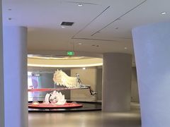 -涨巢·潮玩水疗局