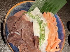 -三出山火锅(南京万象天地店)