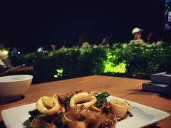 炒河粉-网红落日悬崖餐厅 The Sky Gallery