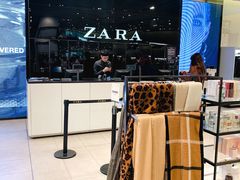 店内环境-ZARA(青岛万象城店)