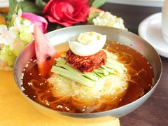 -权金城