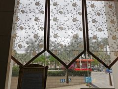 -茂名熹龙国际大酒店(人民广场高铁站店)