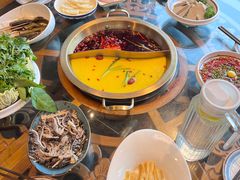 -小天鹅火锅·一线江景洪鼎旗舰店(洪崖洞店)