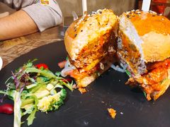 -HIGH FIVE哈福手工汉堡(桂林路店)