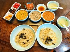 -裕兴记•蟹黄面馆(人民广场店)