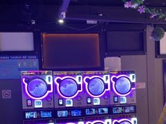-奇奇乐园(上海仲盛世界商城店)