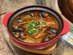 田螺炖鸭掌煲-好灶头妈妈菜·千岛湖柴火鱼餐厅(桐庐店)