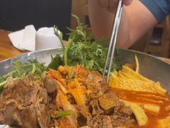 -喇喇排骨火锅·传统韩式脊骨汤(望京西园总店)