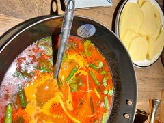 -贵厨酸汤牛肉(小十字店)