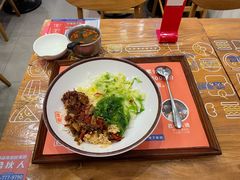 -海盗虾饭·剥好的小龙虾饭(SOHO尚都店)