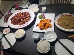 -茅庐川菜(威高广场店)