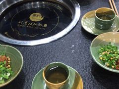 -咏勝锑锅麻辣烫(净居寺路总店)