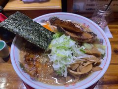 -老龙亭拉面店
