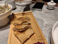 -渔语鱼新川菜Bistro(万象天地店)