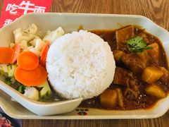 咖喱牛肉饭-李先生牛肉面大王(上海站南广场店)