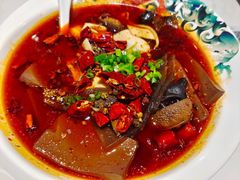 -渝是乎酸菜鱼(龙旗购物中心店)